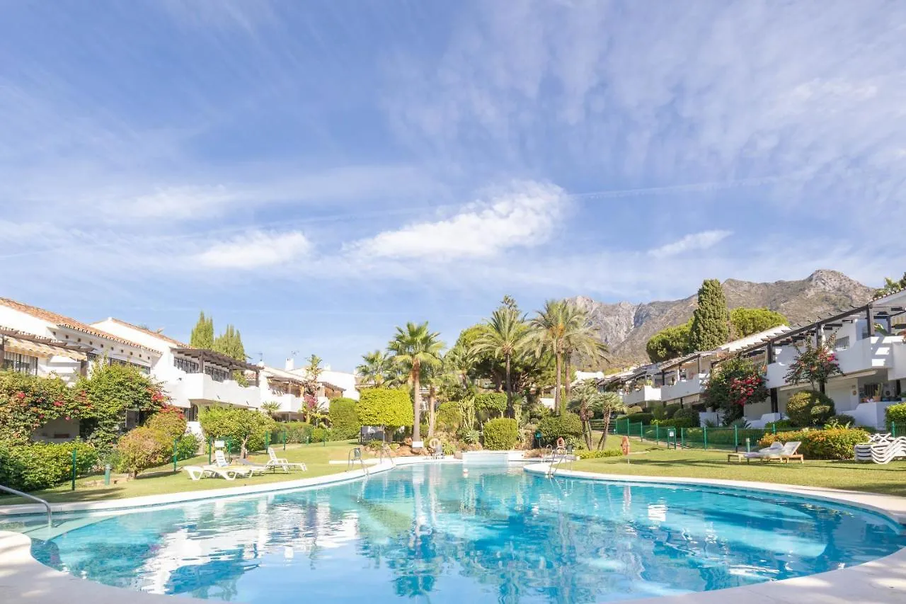 Apartamento Viveros Marbella contacts
